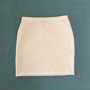 White mini skirt FOREVER 21